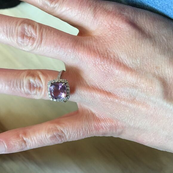 Zales Cushion Cut Amethyst RIng with Diamond Frame 10K Gold - Picture 4 of 9